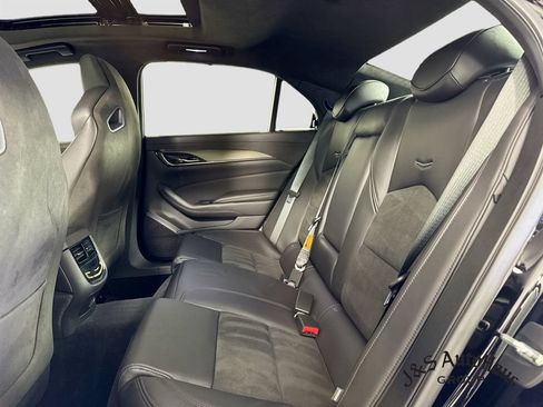Used 2019 Cadillac CTS V w/ Carbon Fiber Package RWD image 28
