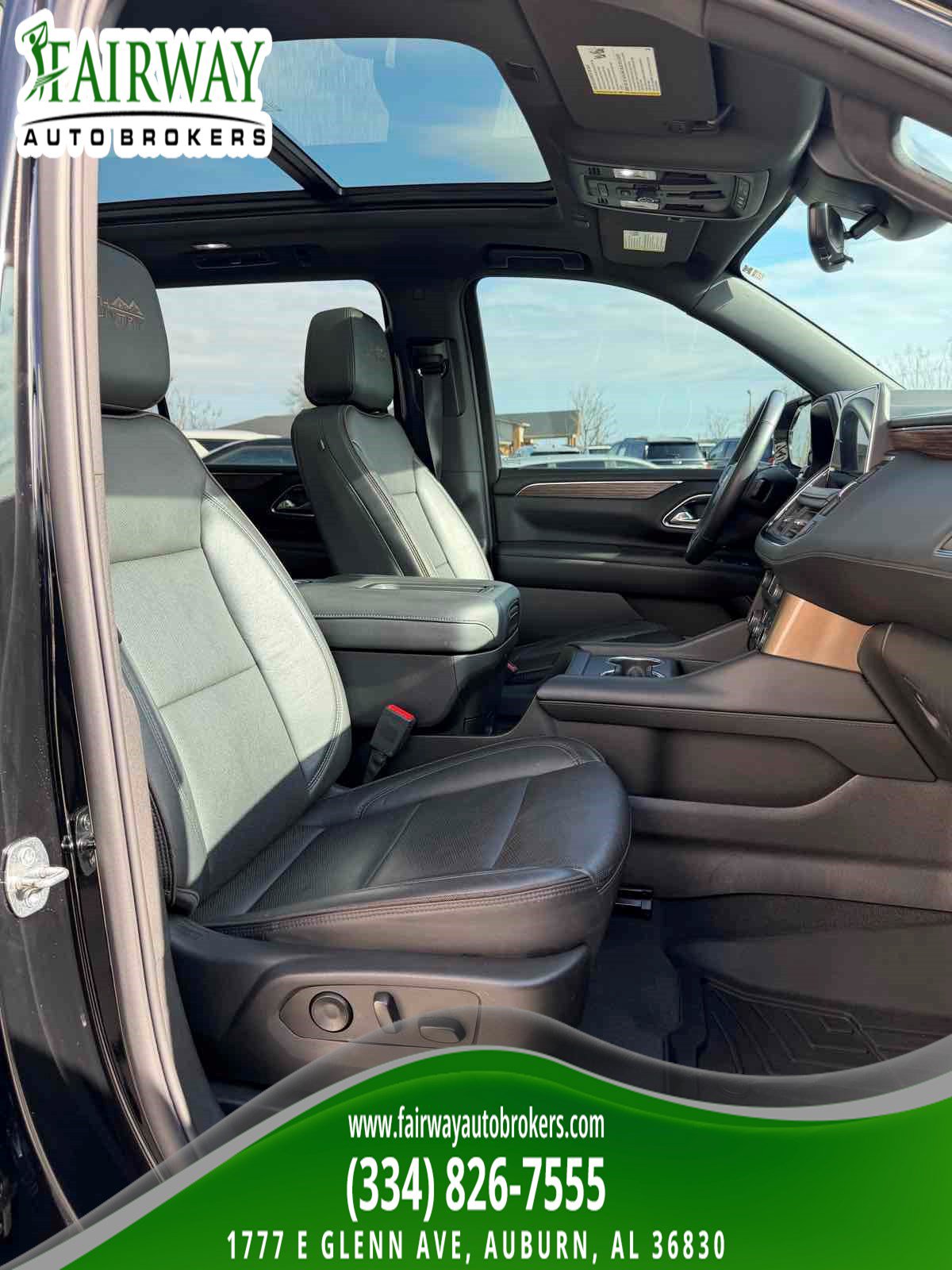 Used 2023 Chevrolet Suburban High Country AWD/4WD image 30