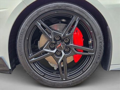 Used 2022 Chevrolet Corvette Stingray Coupe RWD image 23