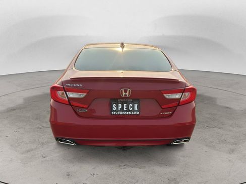 Used 2018 Honda Accord Sport image 4