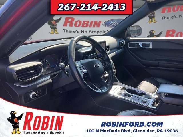 Used 2020 Ford Explorer XLT w/ Equipment Group 202A AWD/4WD image 17