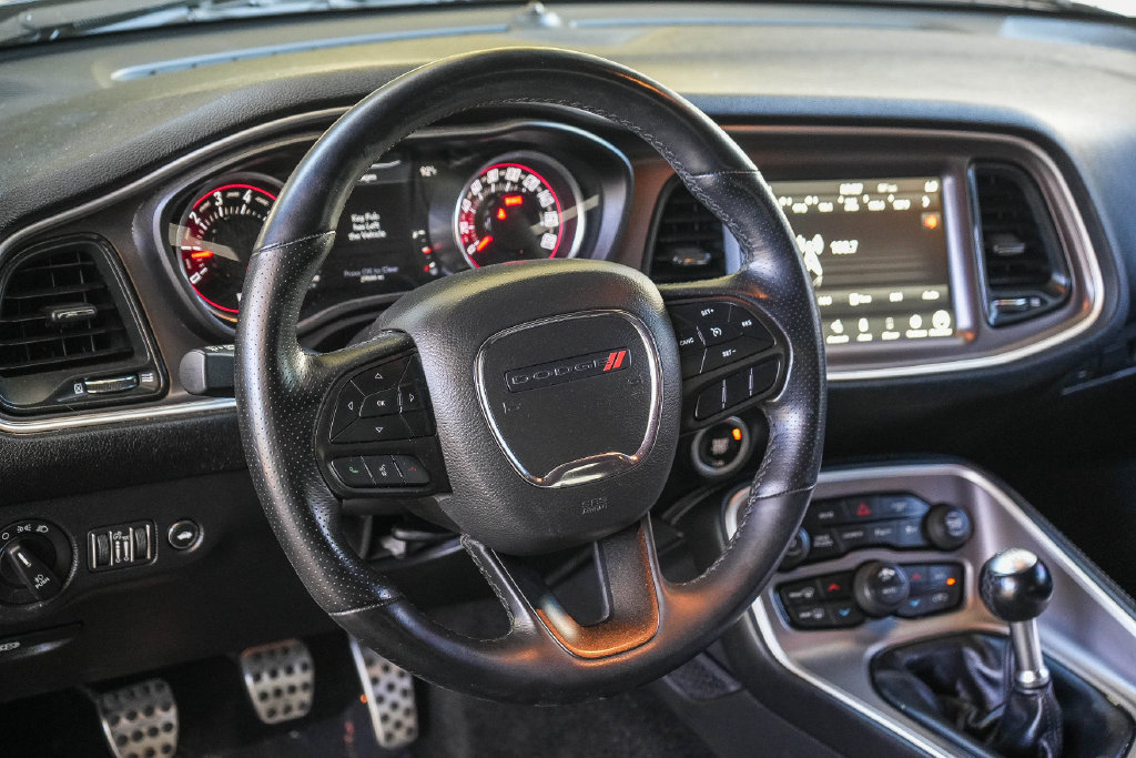 Used 2022 Dodge Challenger R/T Scat Pack RWD image 15