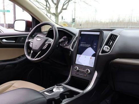 Used 2022 Ford Edge SEL w/ Convenience Package AWD/4WD image 19