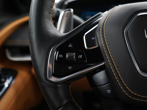 Used 2022 Chevrolet Corvette Stingray Premium Conv w/ Z51 Performance Package RWD image 26