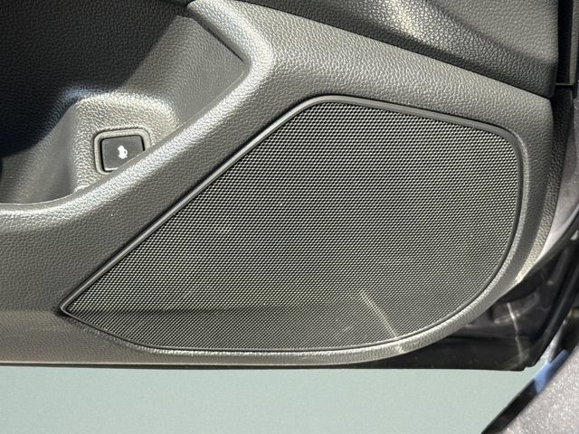 Used 2018 Honda Accord Touring image 27