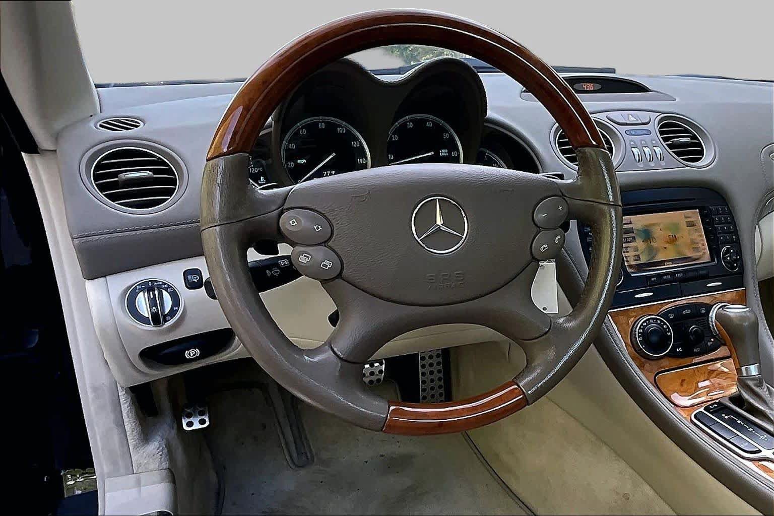 Used 2007 Mercedes-Benz SL 550 image 5