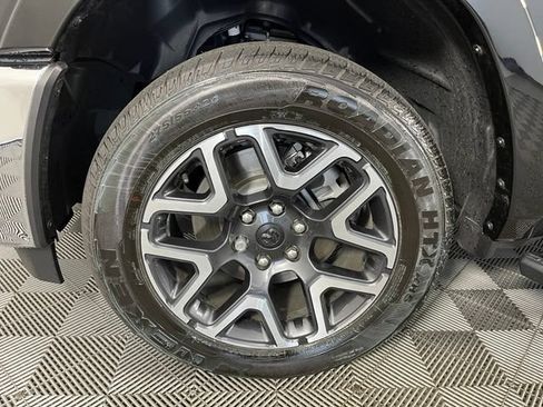 Used 2026 RAM 1500 Laramie AWD/4WD image 10