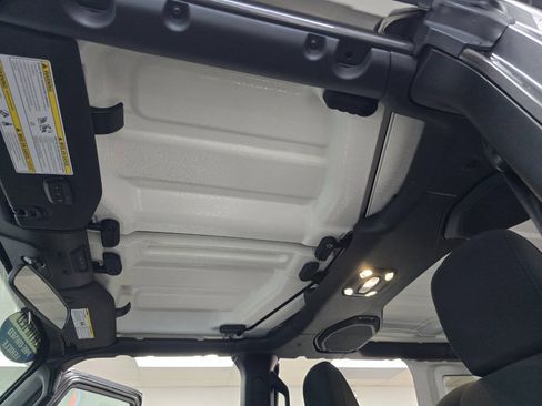 Used 2022 Jeep Wrangler Unlimited Sport AWD/4WD image 36