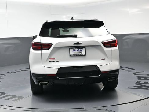 Used 2024 Chevrolet Blazer RS w/ Driver Confidence II Package FWD image 8