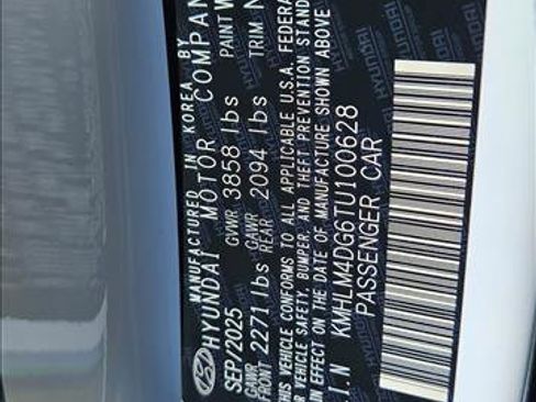 New 2026 Hyundai Elantra Sport image 17