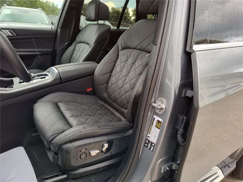 Certified 2025 BMW X5 xDrive40i image 19