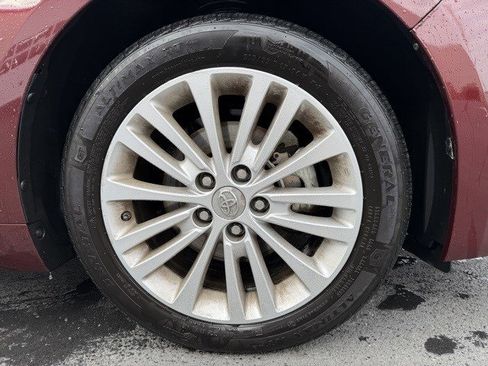 Used 2013 Toyota Avalon XLE Touring image 21