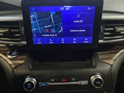 Used 2020 Ford Explorer Limited w/ Class III Trailer Tow Package RWD image 25