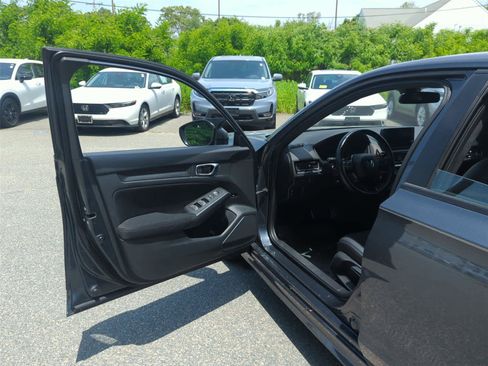 Used 2022 Honda Civic Sport image 13