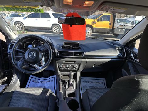 Used 2014 MAZDA MAZDA3 i Touring image 11