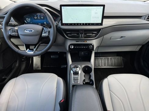 Certified 2026 Ford Escape Platinum w/ Premium Technology Package AWD/4WD image 3