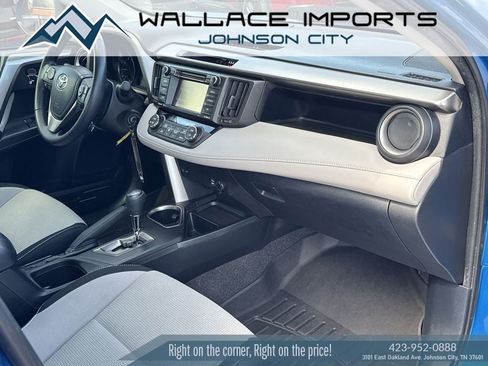 Used 2017 Toyota RAV4 XLE FWD image 36