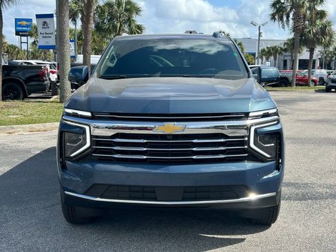 New 2026 Chevrolet Suburban LT RWD image 3