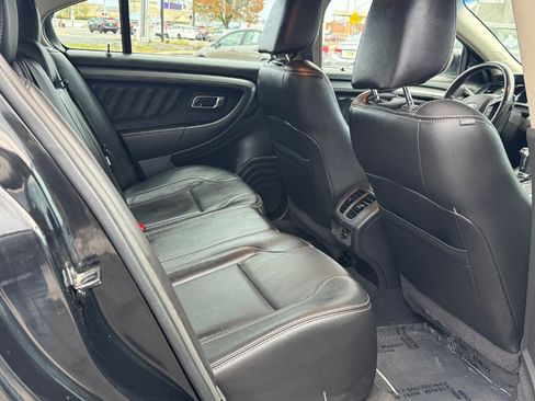 Used 2011 Ford Taurus SEL w/ 201A Rapid Spec Order Code image 18