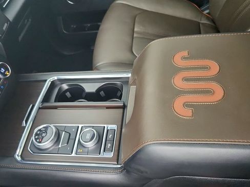 Used 2020 Ford Expedition King Ranch AWD/4WD image 17