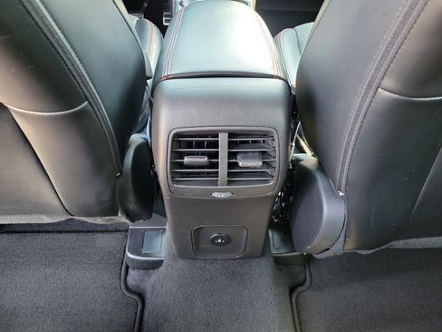 Used 2024 Ford Escape ST-Line AWD/4WD image 11