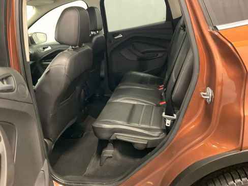 Used 2017 Ford Escape Titanium w/ Canadian Touring Package AWD/4WD image 32