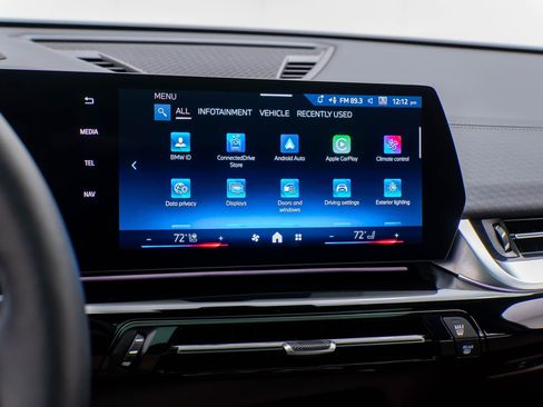 Certified 2025 BMW X2 xDrive28i image 23