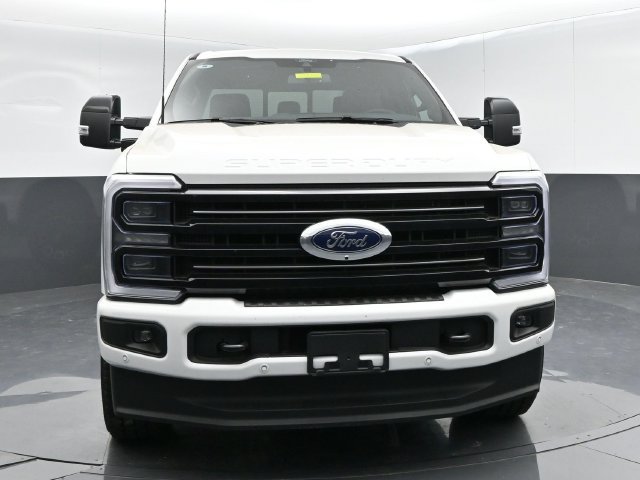 Certified 2025 Ford F250 Platinum AWD/4WD image 2