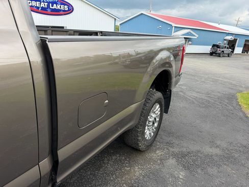 Used 2022 Ford F250 XLT w/ XLT Premium Package AWD/4WD image 14