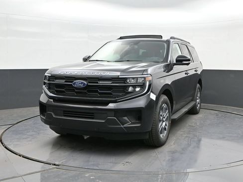 New 2026 Ford Expedition Active RWD image 24