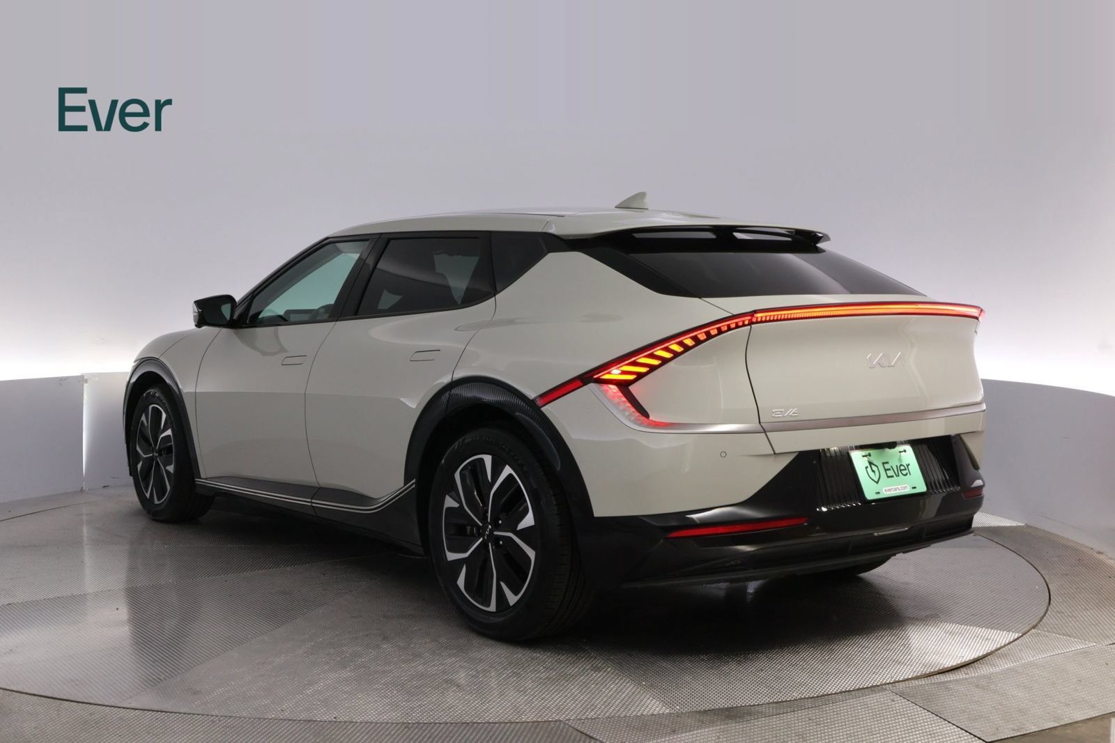 Used 2023 Kia EV6 Wind w/ Wind Technology Package AWD/4WD image 17