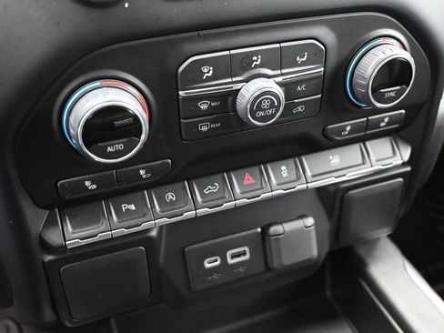 Used 2022 Chevrolet Silverado 1500 RST w/ Safety Package image 16