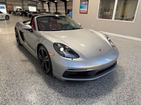 Used 2023 Porsche 718 Boxster GTS RWD image 11