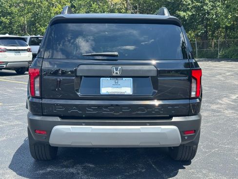 Certified 2026 Honda Passport RTL image 6