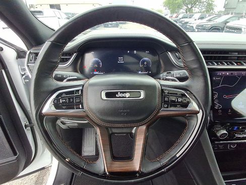 Certified 2023 Jeep Grand Cherokee L Summit AWD/4WD image 22