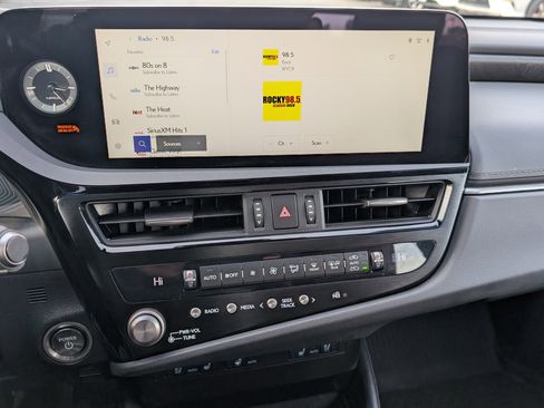 Certified 2025 Lexus ES 300h 300h image 29