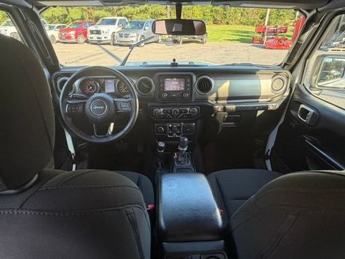 Used 2020 Jeep Wrangler Unlimited Sport S AWD/4WD image 3