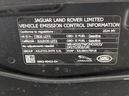 Used 2024 Land Rover Range Rover Sport SE AWD/4WD image 22