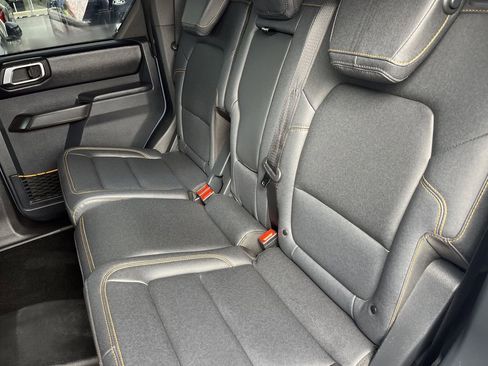 Certified 2024 Ford Bronco Badlands image 31