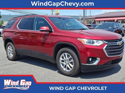 Certified 2020 Chevrolet Traverse LT w/ Driver Confidence II Package AWD/4WD image 1