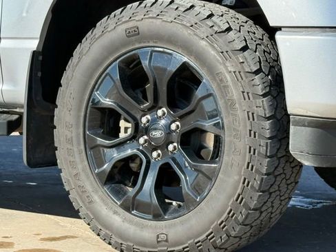 Used 2022 Ford F150 Lariat w/ Equipment Group 502A High image 12