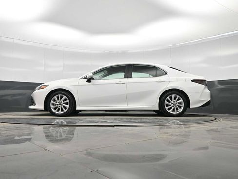 Used 2024 Toyota Camry LE image 34
