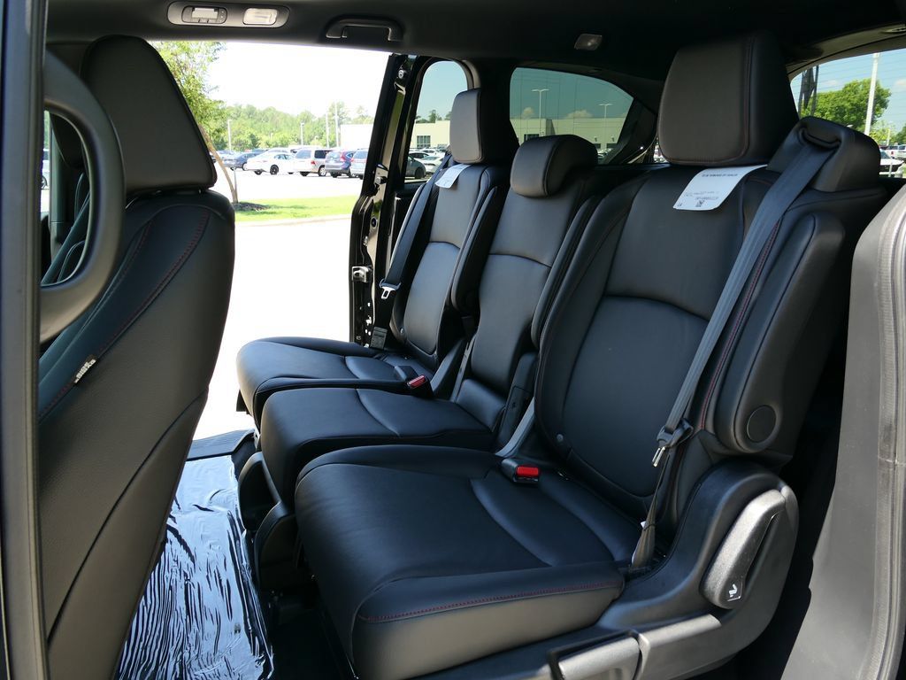 New 2026 Honda Odyssey Sport-L image 32