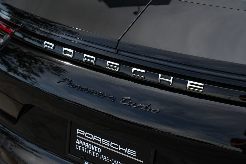 Certified 2018 Porsche Panamera Turbo AWD/4WD image 15