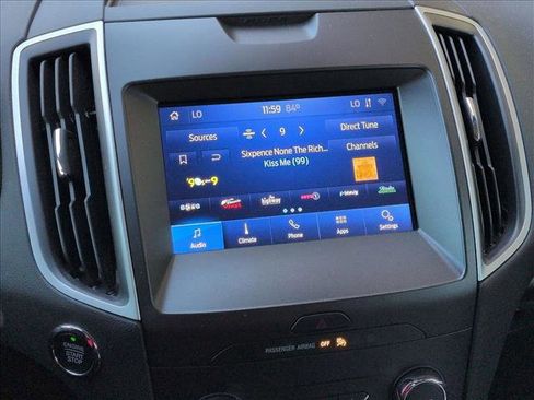 Used 2020 Ford Edge SEL w/ Convenience Package image 13