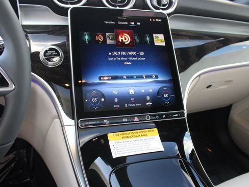 Used 2026 Mercedes-Benz GLC 300 image 22