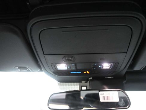 New 2025 Ford Bronco 2-Door image 39