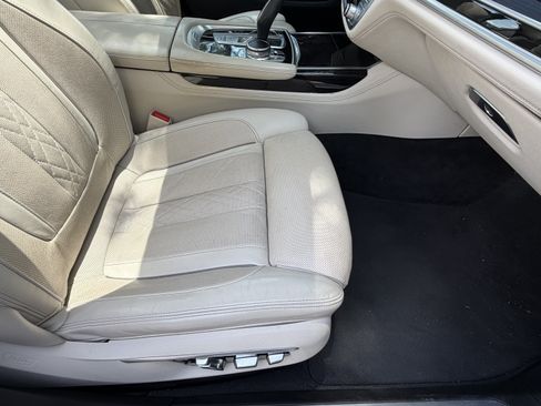 Used 2016 BMW 740i RWD image 45
