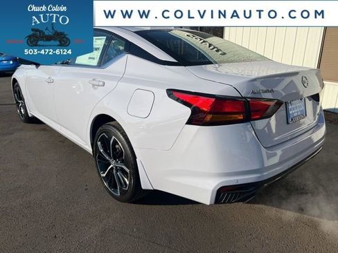 New 2025 Nissan Altima 2.5 SR image 10