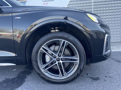 Certified 2025 Audi Q5 e Premium Plus image 6